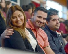 Foto de la galería: Con Misa y consagración a la Virgen, la Madre de la Misericordia celebró su día
