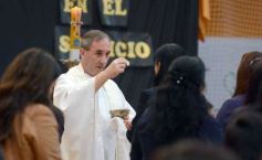 Foto de la galería: Con Misa y consagración a la Virgen, la Madre de la Misericordia celebró su día