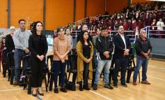 Foto de la galería: Con Misa y consagración a la Virgen, la Madre de la Misericordia celebró su día