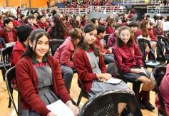 Foto de la galería: Con Misa y consagración a la Virgen, la Madre de la Misericordia celebró su día