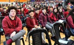 Foto de la galería: Con Misa y consagración a la Virgen, la Madre de la Misericordia celebró su día
