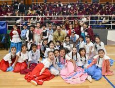 Foto de la galería: Con Misa y consagración a la Virgen, la Madre de la Misericordia celebró su día