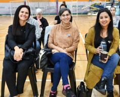 Foto de la galería: Con Misa y consagración a la Virgen, la Madre de la Misericordia celebró su día