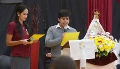 Foto de la galería: Con Misa y consagración a la Virgen, la Madre de la Misericordia celebró su día