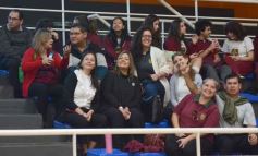 Foto de la galería: Con Misa y consagración a la Virgen, la Madre de la Misericordia celebró su día