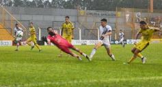 Foto de la galería: Con nuevo DT, Crucero volvió al triunfo y renovó la ilusión en el Federal A
