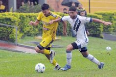 Foto de la galería: Con nuevo DT, Crucero volvió al triunfo y renovó la ilusión en el Federal A