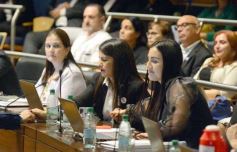 Foto de la galería: Legislatura: la ley de duelo gestacional fue una de las aprobadas en la primera sesión del año