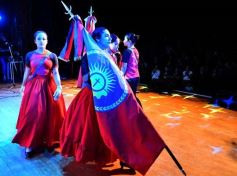 Foto de la galería: Danza, tradición y música abrieron la Vigilia del 25 de Mayo en Posadas