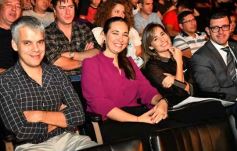 Foto de la galería: Danza, tradición y música abrieron la Vigilia del 25 de Mayo en Posadas