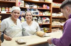 Foto de la galería: Trabajo, salidas y encuentros: un varieté de lo que deja mayo en la ciudad