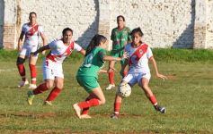 Foto de la galería: Fútbol Femenino: se puso en marcha el Torneo Oficial de la Liga Posadeña