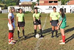 Foto de la galería: Fútbol Femenino: se puso en marcha el Torneo Oficial de la Liga Posadeña