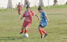 Foto de la galería: Fútbol Femenino: se puso en marcha el Torneo Oficial de la Liga Posadeña