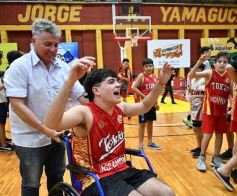 Foto de la galería: Federal de Básquet: con un partidazo, la Máquina Oriental llegó a cuartos y avivó la alegría en el Templo
