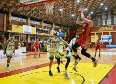 Foto de la galería: Federal de Básquet: con un partidazo, la Máquina Oriental llegó a cuartos y avivó la alegría en el Templo