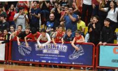 Foto de la galería: Federal de Básquet: con un partidazo, la Máquina Oriental llegó a cuartos y avivó la alegría en el Templo