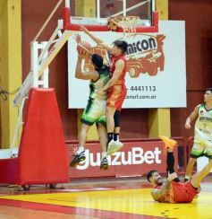 Foto de la galería: Federal de Básquet: con un partidazo, la Máquina Oriental llegó a cuartos y avivó la alegría en el Templo