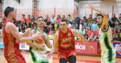 Foto de la galería: Federal de Básquet: con un partidazo, la Máquina Oriental llegó a cuartos y avivó la alegría en el Templo
