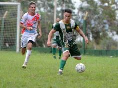 Foto de la galería: Liga Posadeña: Guaraní ganó y sigue en lo alto de su zona