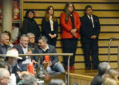 Foto de la galería: Legisladores misioneros aprobaron la ley de Academia Gamer y del uso de agua de lluvias