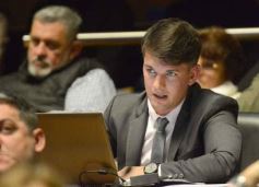 Foto de la galería: Legisladores misioneros aprobaron la ley de Academia Gamer y del uso de agua de lluvias