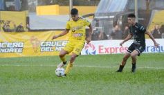 Foto de la galería: Federal A: traspié para el Colectivero en Santa Inés 