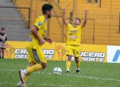 Foto de la galería: Federal A: traspié para el Colectivero en Santa Inés 