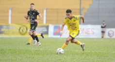 Foto de la galería: Federal A: traspié para el Colectivero en Santa Inés 