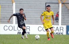 Foto de la galería: Federal A: traspié para el Colectivero en Santa Inés 