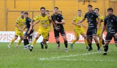 Foto de la galería: Federal A: traspié para el Colectivero en Santa Inés 