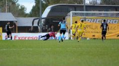 Foto de la galería: Federal A: traspié para el Colectivero en Santa Inés 