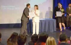 Foto de la galería: Recibieron sus diplomas las autoridades electas en los últimos comicios