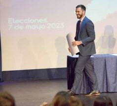 Foto de la galería: Recibieron sus diplomas las autoridades electas en los últimos comicios