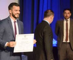 Foto de la galería: Recibieron sus diplomas las autoridades electas en los últimos comicios