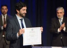 Foto de la galería: Recibieron sus diplomas las autoridades electas en los últimos comicios