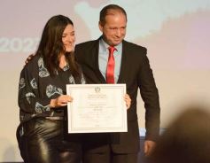 Foto de la galería: Recibieron sus diplomas las autoridades electas en los últimos comicios