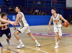 Foto de la galería: Provincial de Básquet: Tirica se quedó con el triunfo en su visita  a Posadas