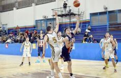 Foto de la galería: Provincial de Básquet: Tirica se quedó con el triunfo en su visita  a Posadas