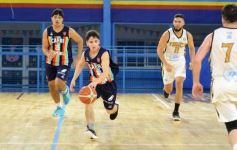 Foto de la galería: Provincial de Básquet: Tirica se quedó con el triunfo en su visita  a Posadas