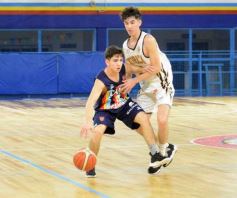 Foto de la galería: Provincial de Básquet: Tirica se quedó con el triunfo en su visita  a Posadas