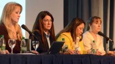 Foto de la galería: Mujeres líderes y políticas debatieron sobre violencia de género en Posadas