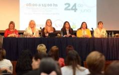 Foto de la galería: Mujeres líderes y políticas debatieron sobre violencia de género en Posadas