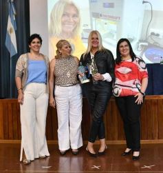 Foto de la galería: Profesionales de la salud misionera fueron reconocidas con el "Ángel de la Selva"