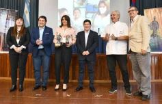 Foto de la galería: Profesionales de la salud misionera fueron reconocidas con el "Ángel de la Selva"