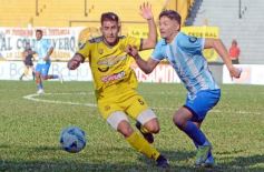 Sixto Fotografías. Deportes. Torneo Federal A - Federal A: Crucero se quedó con un punto importante frente al líder de su zona