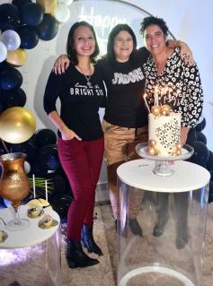Foto de la galería: Cumple de Gladys Viñales: amigos y diversión en una fantástica fiesta