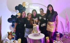 Foto de la galería: Cumple de Gladys Viñales: amigos y diversión en una fantástica fiesta