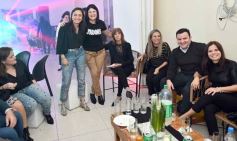 Foto de la galería: Cumple de Gladys Viñales: amigos y diversión en una fantástica fiesta
