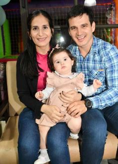 Foto de la galería: 1er año de Maitena: con una genial fiesta que reunió a toda la familia